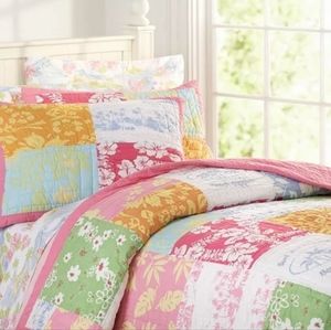 Pottery Barn Kids Surf Island Aloha Pink Surfer quilt, sheet set & pillow | TWIN